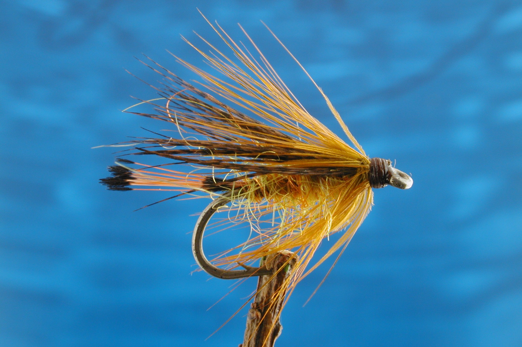 Snatcher Fishing Flies 18 Pack – Olive, Orange, Black/Green Wet Trout Flies, Choice Of Sizes